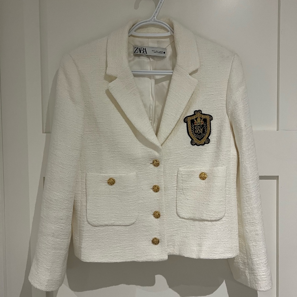 Zara Women's Ivory Blazer with Gold Buttons
